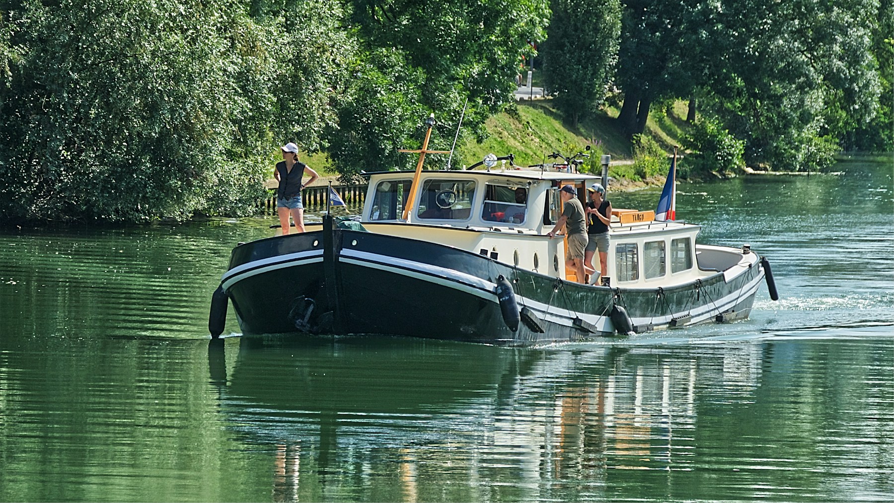 Boats travelling along the River Marne in France